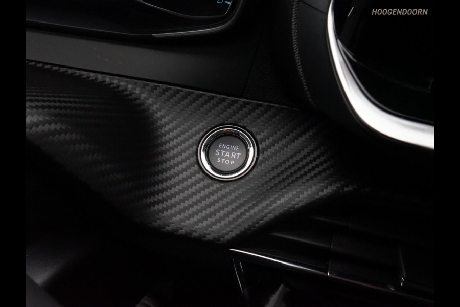 Peugeot 2008 1.2 PureTech Active Pack Sport (APPLE CARPLAY,CRUISE,LED,PARKEERSENSOREN,CLIMATE,LM-VELGEN,SPORTSTOELEN,NIEUWE APK)