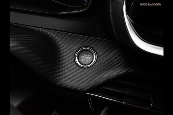 Peugeot 2008 1.2 PureTech Active Pack Sport (APPLE CARPLAY,CRUISE,LED,PARKEERSENSOREN,CLIMATE,LM-VELGEN,SPORTSTOELEN,NIEUWE APK)