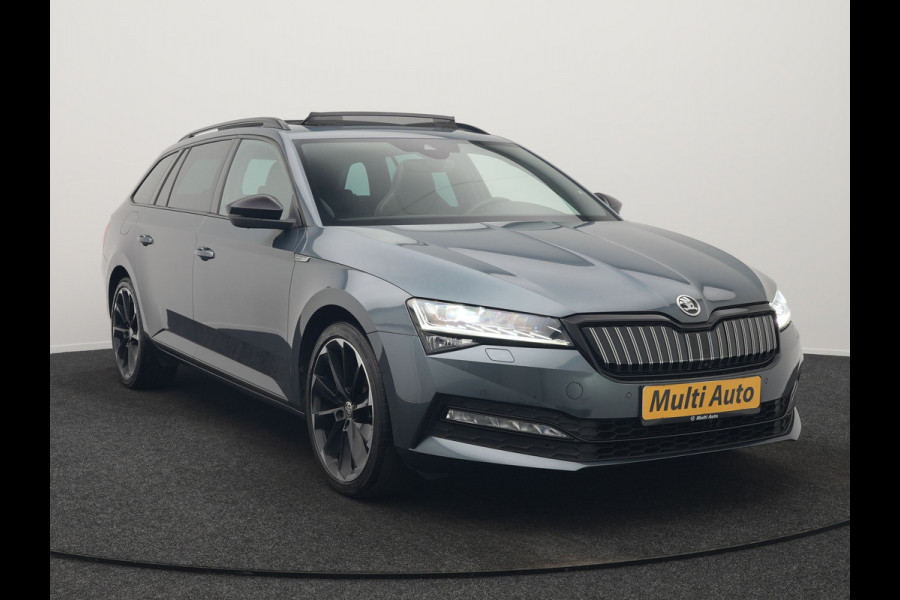 Škoda Superb Combi 1.4 TSI iV Sportline Business Plug In Hybrid 218pk Dealer O.H. PHEV | Trekhaak Af Fabriek | Panodak | Adaptive Cruise | 360 Camera | Alcantara Sportstoelen Memory & Verwarmd | Apple Carplay | Keyless | Blis | Virtual | Navigatie | DAB |