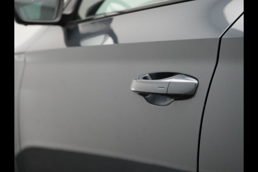Škoda Superb Combi 1.4 TSI iV Sportline Business Plug In Hybrid 218pk Dealer O.H. PHEV | Trekhaak Af Fabriek | Panodak | Adaptive Cruise | 360 Camera | Alcantara Sportstoelen Memory & Verwarmd | Apple Carplay | Keyless | Blis | Virtual | Navigatie | DAB |
