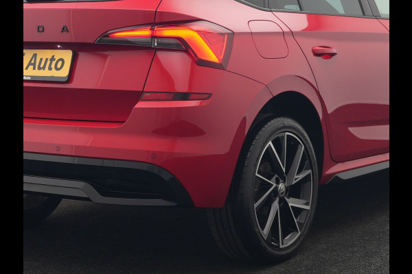 Škoda Kamiq 1.0 TSI Monte Carlo 116pk DSG Dealer O.H. | Panodak | Apple Carplay | RS Sportstoelen Verwarmd | LED Koplampen | Cruise Control | DAB | 18"L.M |