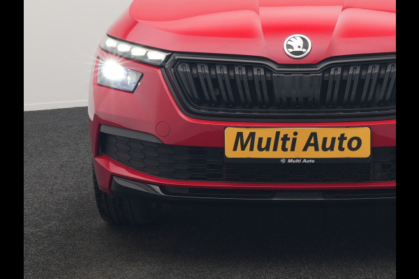 Škoda Kamiq 1.0 TSI Monte Carlo 116pk DSG Dealer O.H. | Panodak | Apple Carplay | RS Sportstoelen Verwarmd | LED Koplampen | Cruise Control | DAB | 18"L.M |