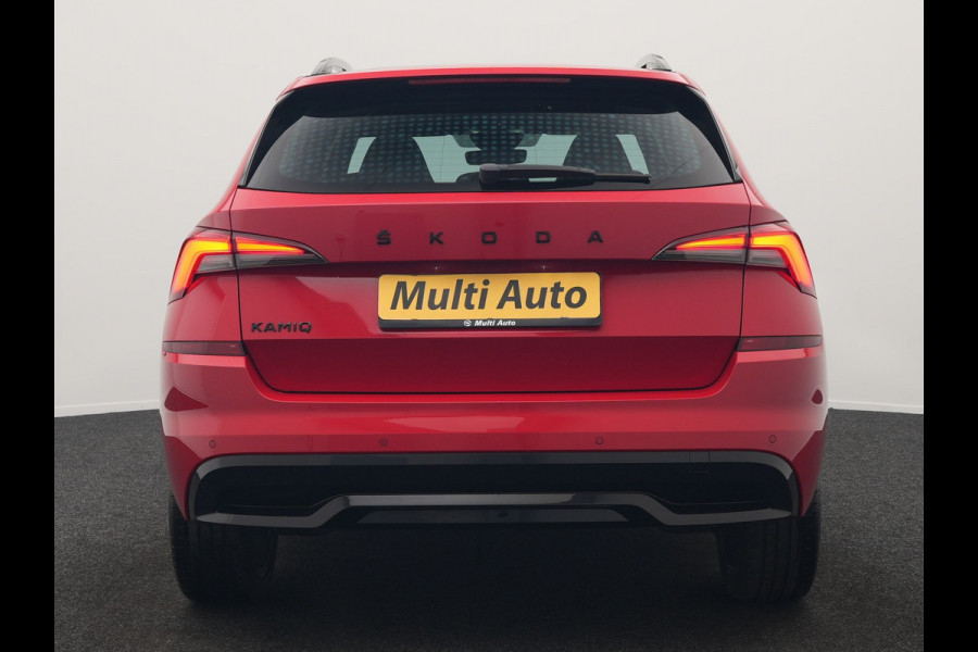 Škoda Kamiq 1.0 TSI Monte Carlo 116pk DSG Dealer O.H. | Panodak | Apple Carplay | RS Sportstoelen Verwarmd | LED Koplampen | Cruise Control | DAB | 18"L.M |
