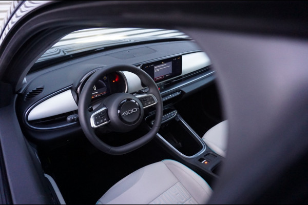 Fiat 600 1.2 Hybrid La Prima MEEST LUXE | LEDER | EL. KLEP | COMPLEET!!