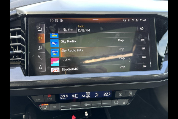 Audi Q4 e-tron 40 Launch edition Advanced Plus 77 kWh SOH 92% | S-Line interieur | Panoramadak | Stoelverwarming | Elektrische achterklep | Luxe bekleding | Rijklaar met 12 mnd BOVAG garantie