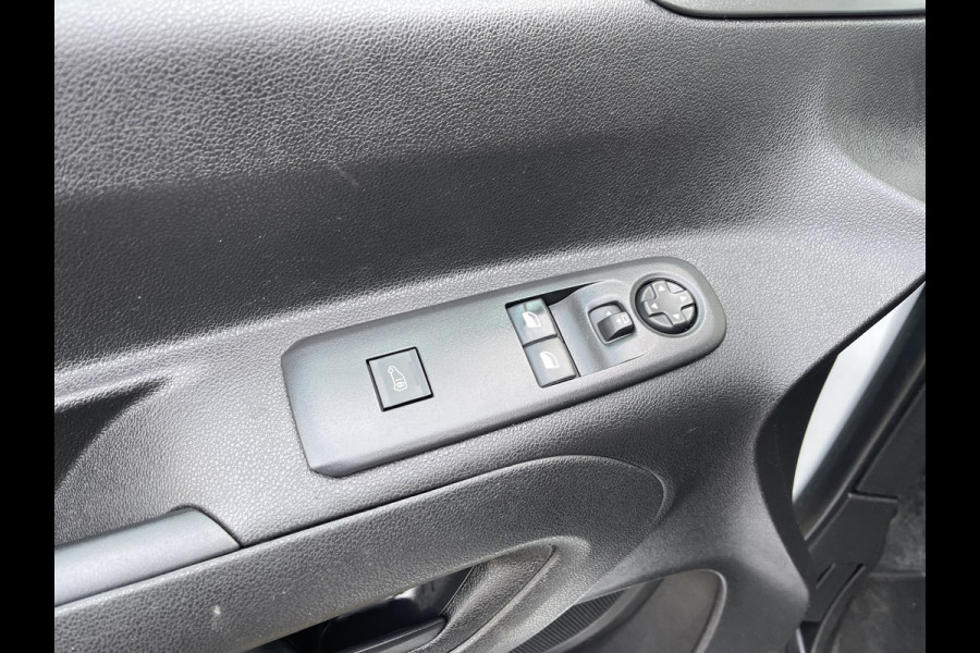 Citroën Berlingo 1.5 BlueHDI Club automaat / € 11.950 marge / lease vanaf € 201 / euro 6 diesel / airco / cruise / navigatie / camera / lichtmetalen velgen / pdc achter !