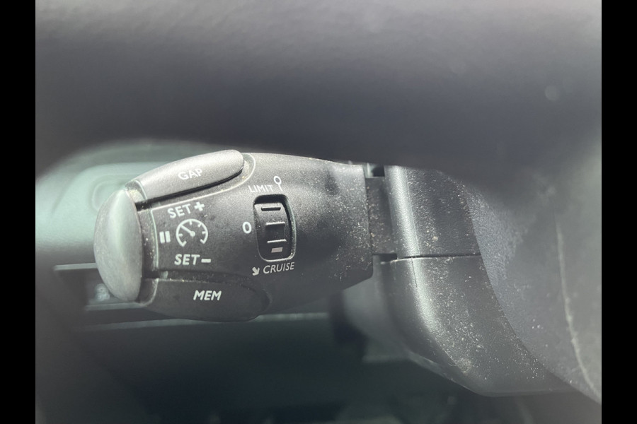 Citroën Berlingo 1.5 BlueHDI Club automaat / € 11.950 marge / lease vanaf € 201 / euro 6 diesel / airco / cruise / navigatie / camera / lichtmetalen velgen / pdc achter !