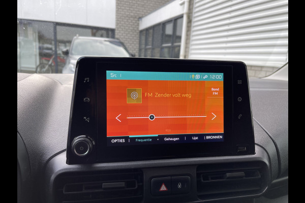 Citroën Berlingo 1.5 BlueHDI Club automaat / € 11.950 marge / lease vanaf € 201 / euro 6 diesel / airco / cruise / navigatie / camera / lichtmetalen velgen / pdc achter !