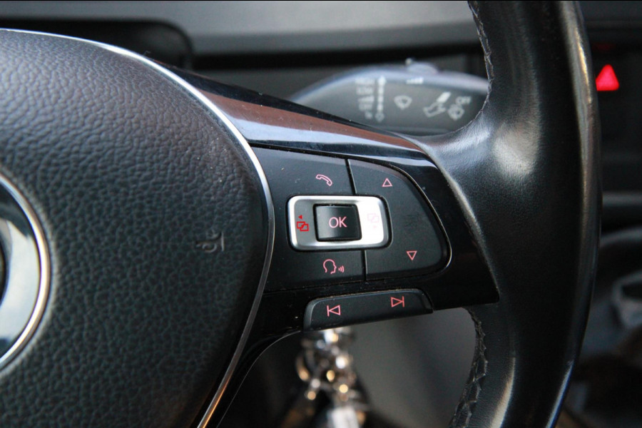 Volkswagen Transporter 2.0 TDI 102PK L1H1 Highline / Rondom glas / Multi stuur / Navi