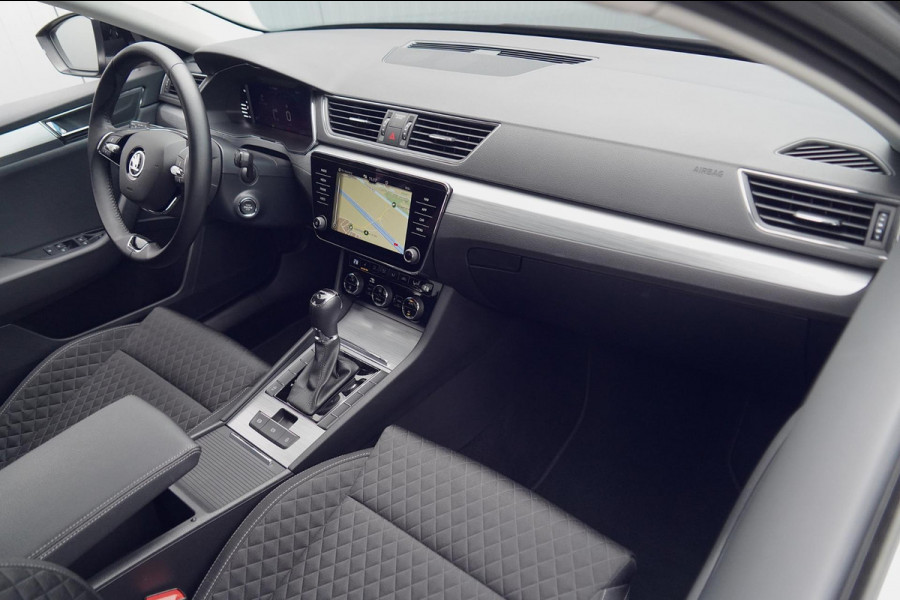 Škoda Superb Combi 1.5 TSI ACT Business Edition / NL-Auto / 48dkm NAP / Navi / Incl. BTW / Memory Seat