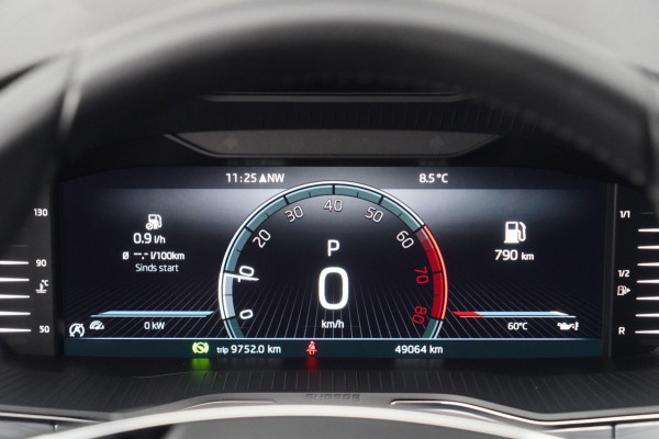 Škoda Superb Combi 1.5 TSI ACT Business Edition / NL-Auto / 48dkm NAP / Navi / Incl. BTW / Memory Seat