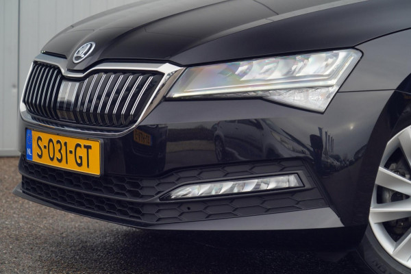 Škoda Superb Combi 1.5 TSI ACT Business Edition / NL-Auto / 48dkm NAP / Navi / Incl. BTW / Memory Seat