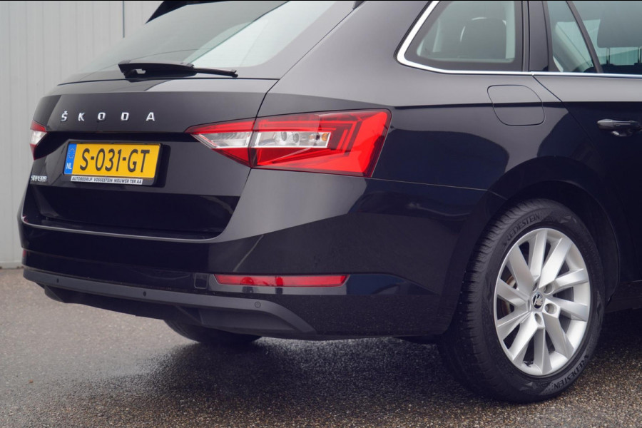 Škoda Superb Combi 1.5 TSI ACT Business Edition / NL-Auto / 48dkm NAP / Navi / Incl. BTW / Memory Seat