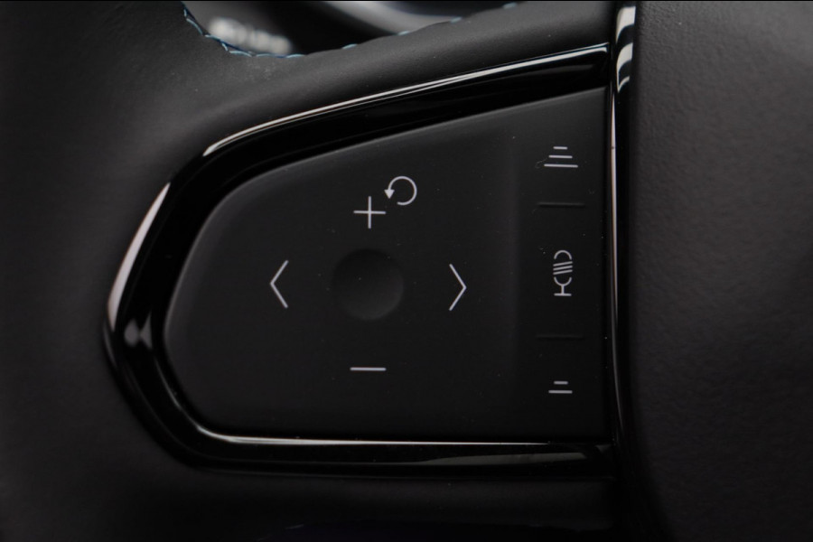 Lynk & Co 01 1.5 * Zwarte Hemel * 360 Camera Pano/dak Apple/Carplay Adaptive/Cruise