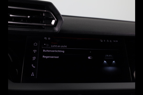 Audi A3 Sportback 40 TFSI e Advanced edition 204 pk S-tronic | Verlengde garantie | Navigatie | Parkeersensoren (Park assist) | Achteruitrijcamera | Adaptieve cruise control | Stoelverwarming |