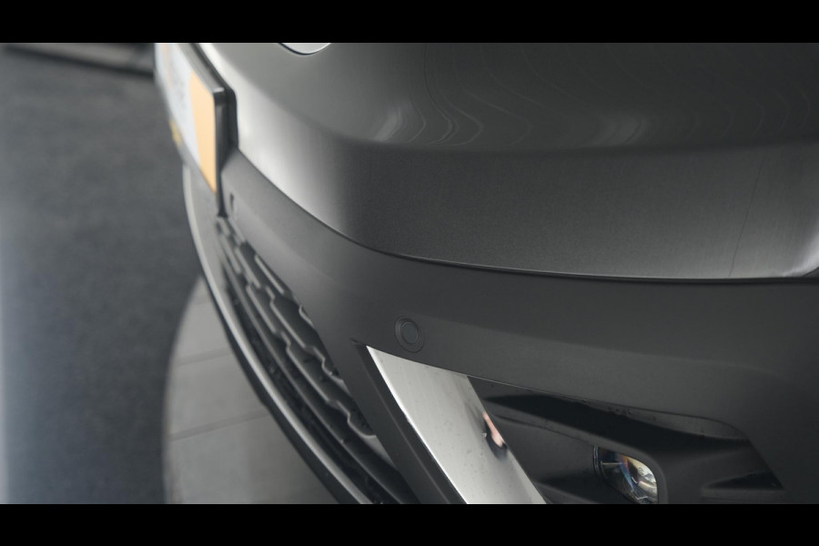 Renault Trafic 2.0 Blue dCi EDC 170 T29 L2H1 Extra DC | 6 Zitlplaatsen | Camera | Navigatie | Climate Control | Dubbele Cabine