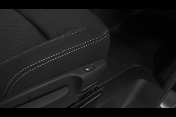 Renault Trafic 2.0 Blue dCi EDC 170 T29 L2H1 Extra DC | 6 Zitlplaatsen | Camera | Navigatie | Climate Control | Dubbele Cabine