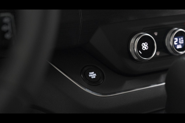 Renault Trafic 2.0 Blue dCi EDC 170 T29 L2H1 Extra DC | 6 Zitlplaatsen | Camera | Navigatie | Climate Control | Dubbele Cabine