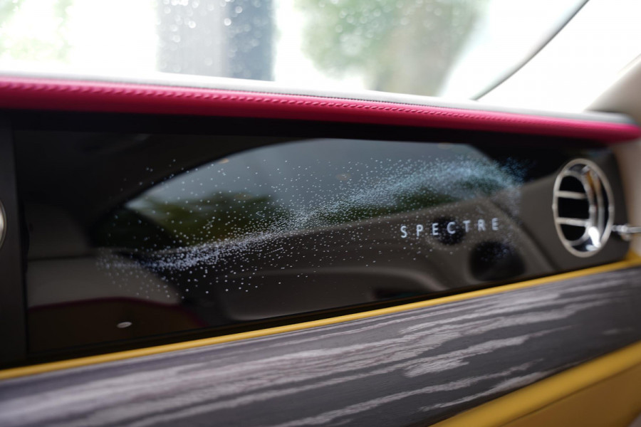 Rolls-Royce Spectre AWD / NL-Auto / Nw.Pr. 560K