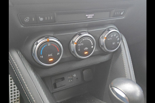 Mazda 2 1.5 Skyactiv-G Luxury | AUTOMAAT | Trekhaak!