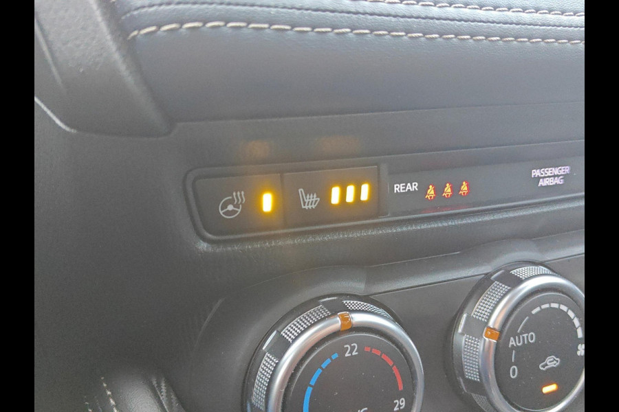 Mazda 2 1.5 Skyactiv-G Luxury | AUTOMAAT | Trekhaak!