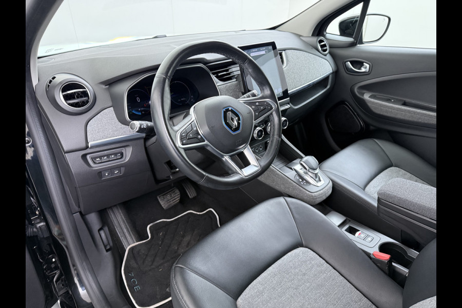 Renault ZOE R135 Intens 52 kWh SOH 92% Fase 3 Warmtepomp Apple Carplay Android Auto Navi Ecc Cruise Control Camera Pdc Lane Assist Stoel+Stuurverwarming Regen-Lichtsensor Parkeerhulp Dodehoek Lmv Privacy Glas Facelift model Eigen Accu Zeer compleet