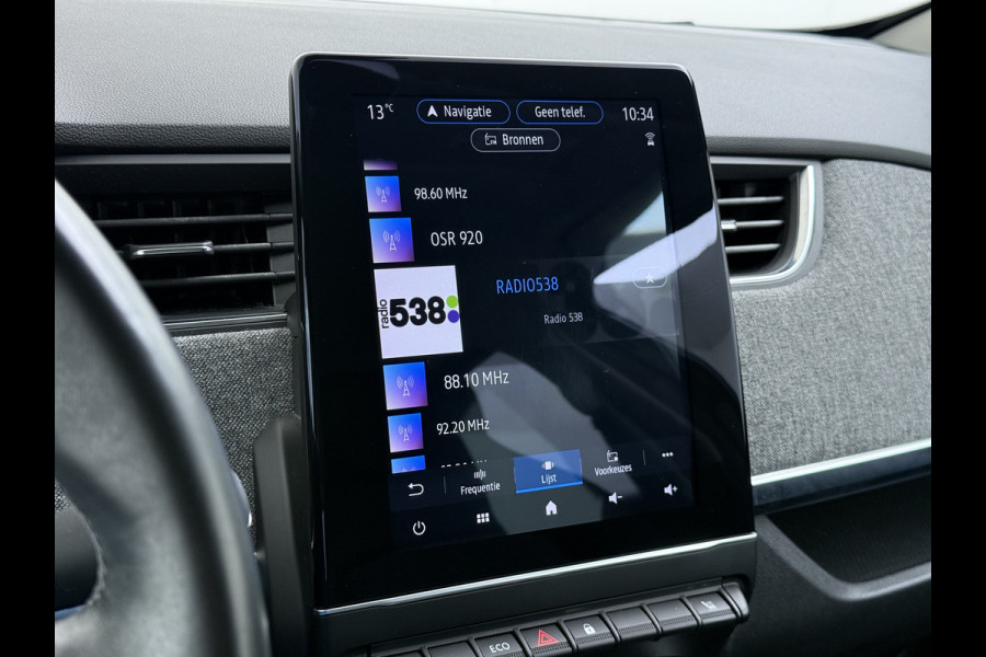 Renault ZOE R135 Intens 52 kWh SOH 92% Fase 3 Warmtepomp Apple Carplay Android Auto Navi Ecc Cruise Control Camera Pdc Lane Assist Stoel+Stuurverwarming Regen-Lichtsensor Parkeerhulp Dodehoek Lmv Privacy Glas Facelift model Eigen Accu Zeer compleet