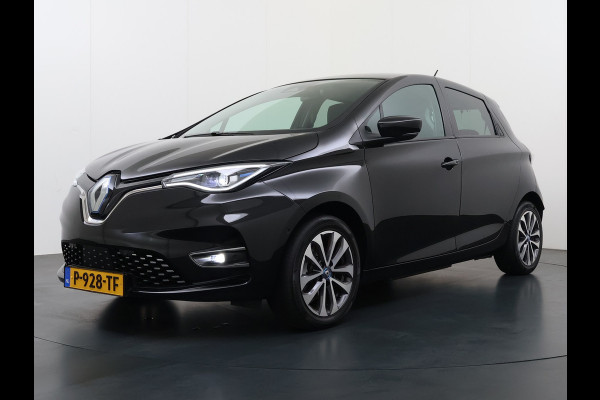 Renault ZOE R135 Intens 52 kWh SOH 92% Fase 3 Warmtepomp Apple Carplay Android Auto Navi Ecc Cruise Control Camera Pdc Lane Assist Stoel+Stuurverwarming Regen-Lichtsensor Parkeerhulp Dodehoek Lmv Privacy Glas Facelift model Eigen Accu Zeer compleet