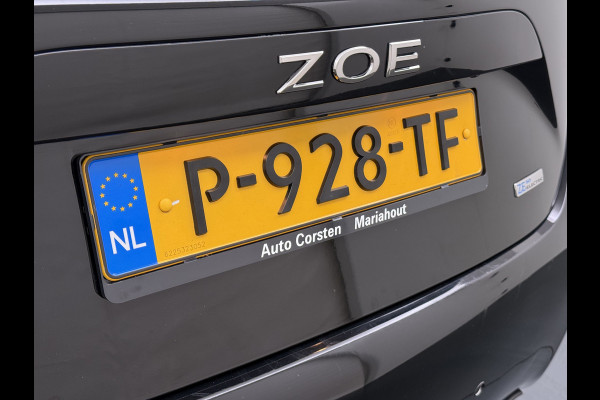 Renault ZOE R135 Intens 52 kWh SOH 92% Fase 3 Warmtepomp Apple Carplay Android Auto Navi Ecc Cruise Control Camera Pdc Lane Assist Stoel+Stuurverwarming Regen-Lichtsensor Parkeerhulp Dodehoek Lmv Privacy Glas Facelift model Eigen Accu Zeer compleet