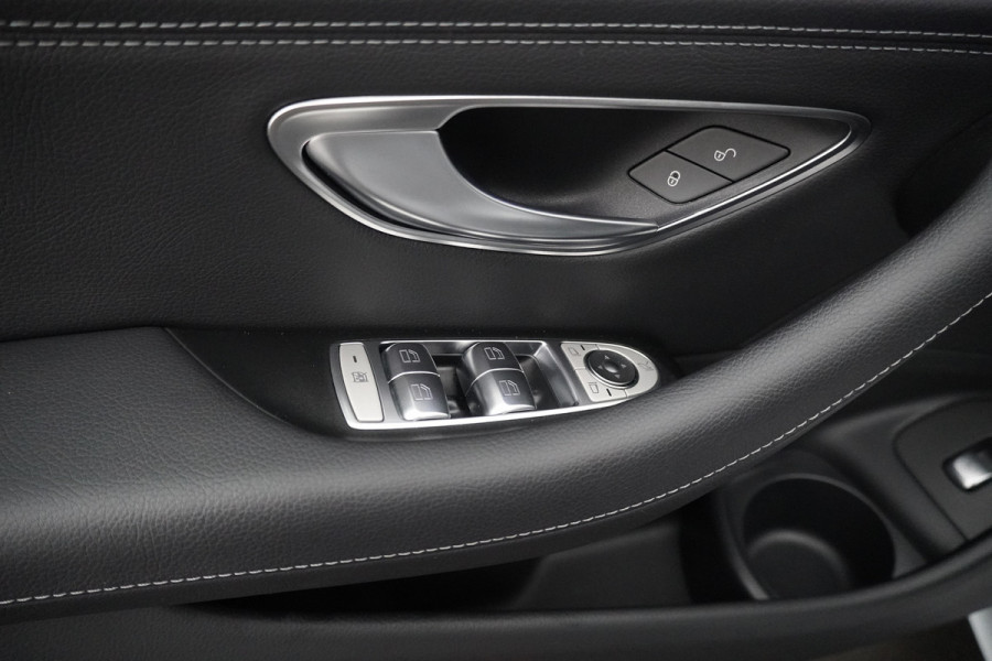 Mercedes-Benz E-Klasse Estate BWJ 2022 / 211 PK E200 Business Solution AMG automaat | TREKHAAK | LEER | 360 CAMERA | SPORTSTOELEN | STOELVERW | NAVI | CLIMA | CRUISE |