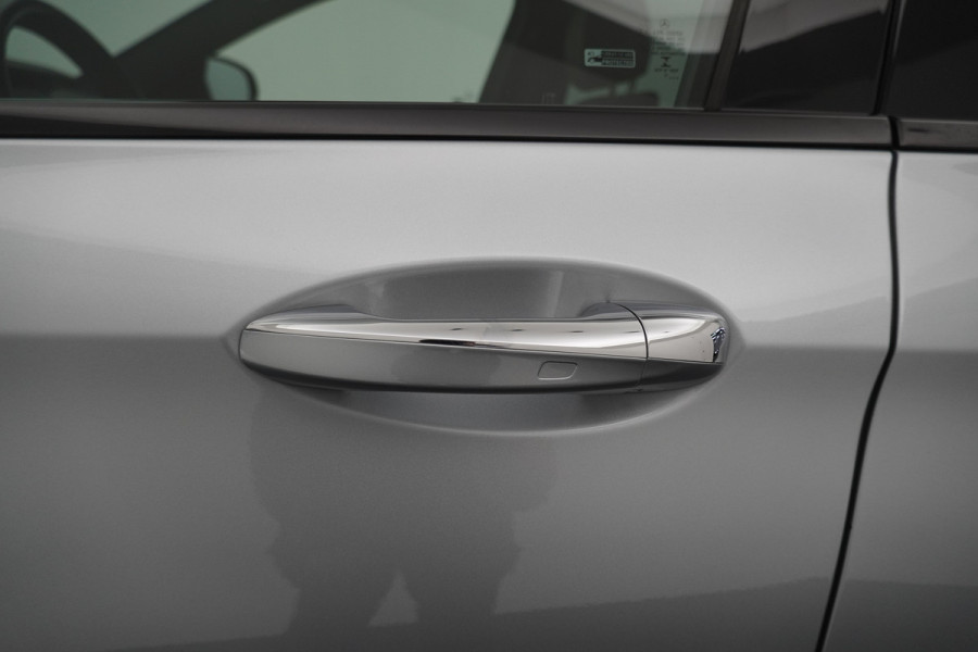 Mercedes-Benz E-Klasse Estate BWJ 2022 / 211 PK E200 Business Solution AMG automaat | TREKHAAK | LEER | 360 CAMERA | SPORTSTOELEN | STOELVERW | NAVI | CLIMA | CRUISE |