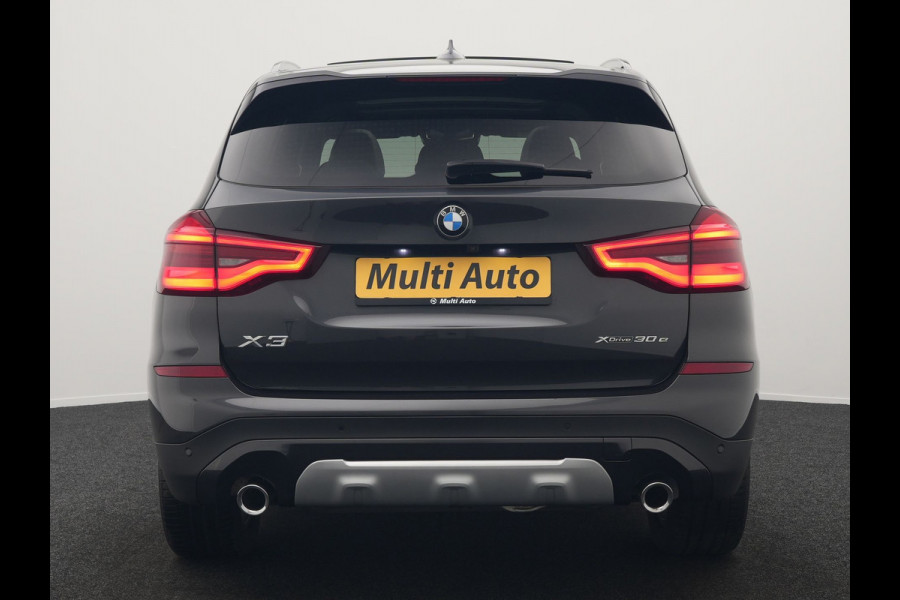 BMW X3 xDrive30e xLine Plug In Hybrid 293pk Dealer O.H PHEV | Trekhaak Af Fabriek | Panodak | Head Up | Adaptive LED | Lederen Sportstoelen Verwarmd | Keyless | Apple Carplay | Cruise Control | M Sportstuur | Navigatie | Virtual | DAB |