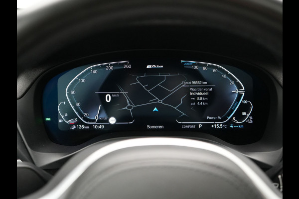 BMW X3 xDrive30e xLine Plug In Hybrid 293pk Dealer O.H PHEV | Trekhaak Af Fabriek | Panodak | Head Up | Adaptive LED | Lederen Sportstoelen Verwarmd | Keyless | Apple Carplay | Cruise Control | M Sportstuur | Navigatie | Virtual | DAB |