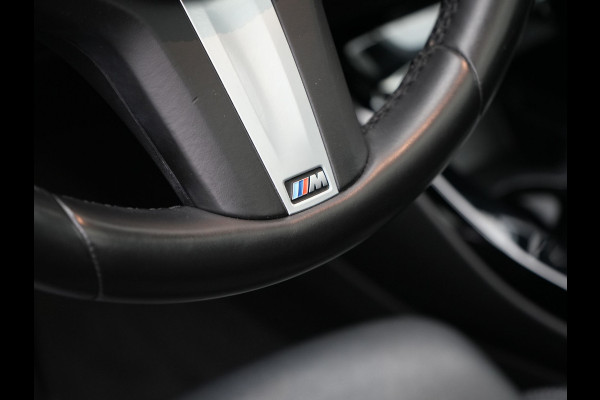 BMW X3 xDrive30e xLine Plug In Hybrid 293pk Dealer O.H PHEV | Trekhaak Af Fabriek | Panodak | Head Up | Adaptive LED | Lederen Sportstoelen Verwarmd | Keyless | Apple Carplay | Cruise Control | M Sportstuur | Navigatie | Virtual | DAB |