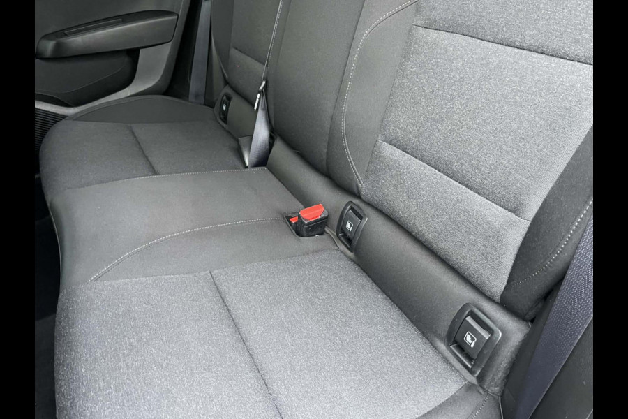 Renault Clio 1.0 TCe Zen Black Line l nieuw model l navigatie