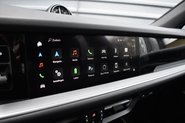 Porsche Cayenne 3.0 E-Hybrid 470pk | Panorama | Matrix | ACC | 21'' Wielen | Bose | Trekhaak | Sport Chrono | Orig. NL |