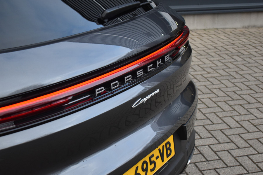 Porsche Cayenne 3.0 E-Hybrid 470pk | Panorama | Matrix | ACC | 21'' Wielen | Bose | Trekhaak | Sport Chrono | Orig. NL |