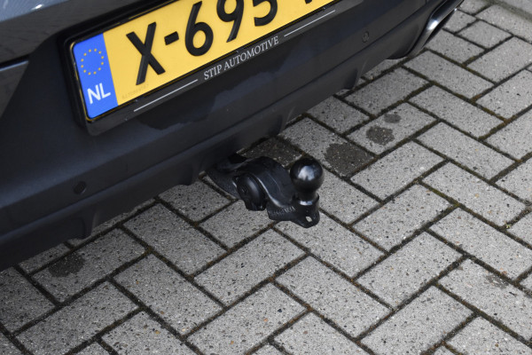Porsche Cayenne 3.0 E-Hybrid 470pk | Panorama | Matrix | ACC | 21'' Wielen | Bose | Trekhaak | Sport Chrono | Orig. NL |