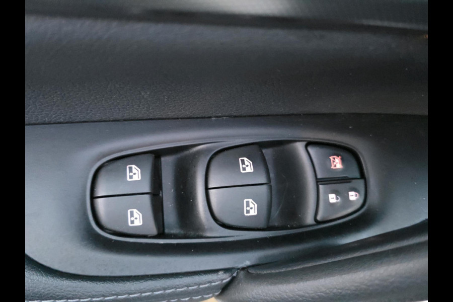 Nissan QASHQAI 1.3 DIG-T N-Connecta | Pano | 360 Camera | Navigatie | Zeer nette Auto! |