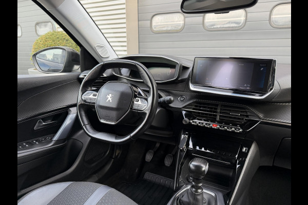 Peugeot 2008 1.2 PureTech Blue Lease Allure | Navigatie | Camera | Cruise Control | Climate Control | Trekhaak |