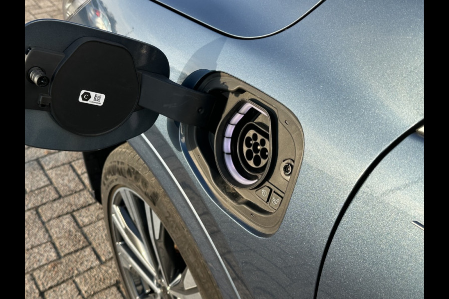 Ford Kuga 2.5 PHEV Vignale Trekhaak / Winterpack / 20 Inch!