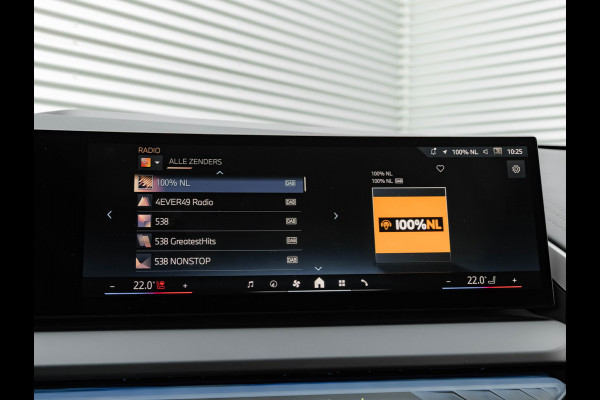 BMW X3 30e xDrive M-Sport - Pano - Trekhaak - ACC - Memoryzetel