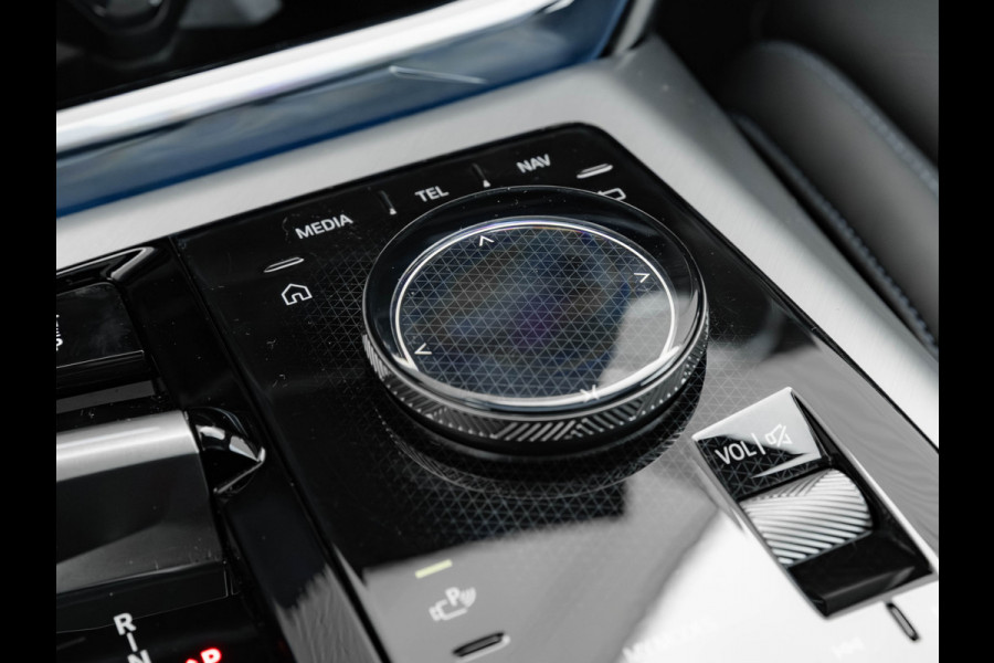 BMW X3 30e xDrive M-Sport - Pano - Trekhaak - ACC - Memoryzetel