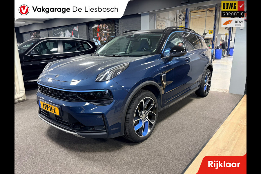 Lynk & Co 01 1.5 / panorama-dak / 360 camera / Infinity audio / navigatie