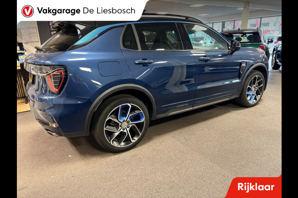 Lynk & Co 01 1.5 / panorama-dak / 360 camera / Infinity audio / navigatie