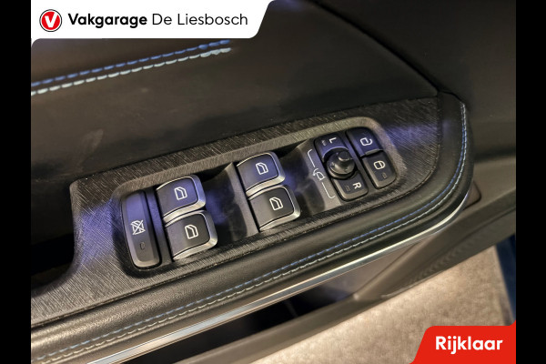 Lynk & Co 01 1.5 / panorama-dak / 360 camera / Infinity audio / navigatie