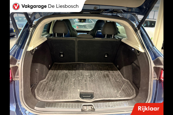 Lynk & Co 01 1.5 / panorama-dak / 360 camera / Infinity audio / navigatie