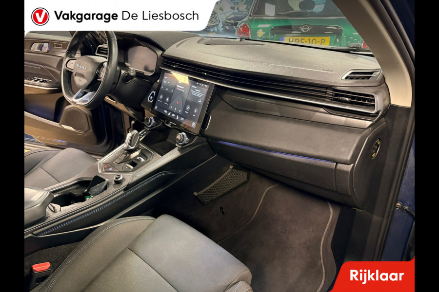 Lynk & Co 01 1.5 / panorama-dak / 360 camera / Infinity audio / navigatie