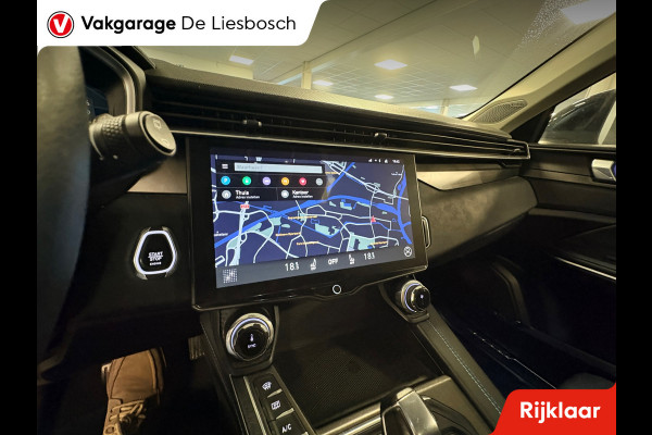 Lynk & Co 01 1.5 / panorama-dak / 360 camera / Infinity audio / navigatie