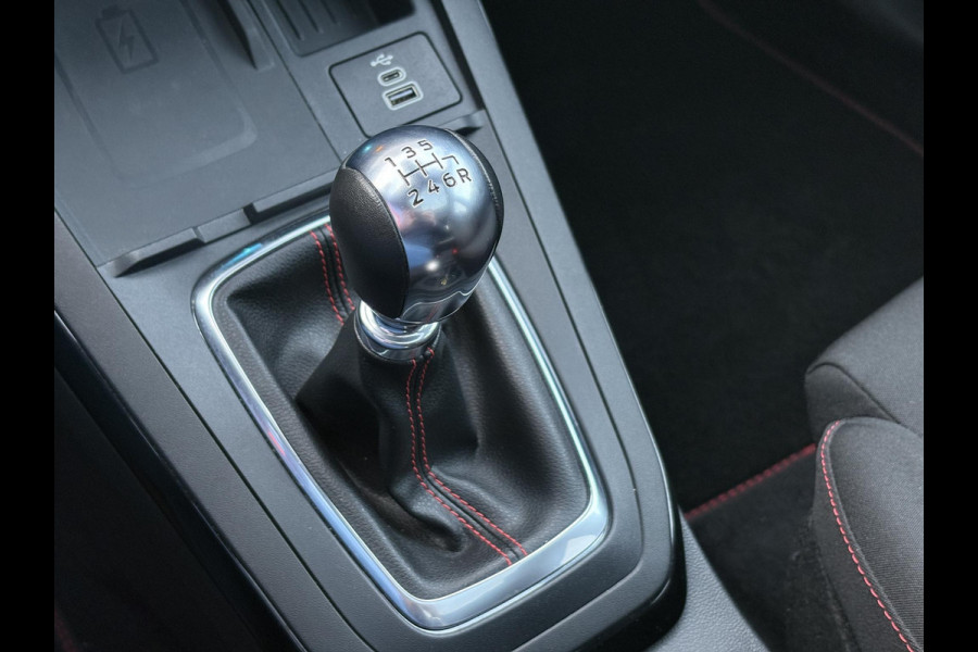 Ford Puma 1.0 EcoBoost Hybrid ST-Line 125pk | Driver Assistance Pack | Winterpack | Panorama Dak | Matrix LED | Comfort Pack